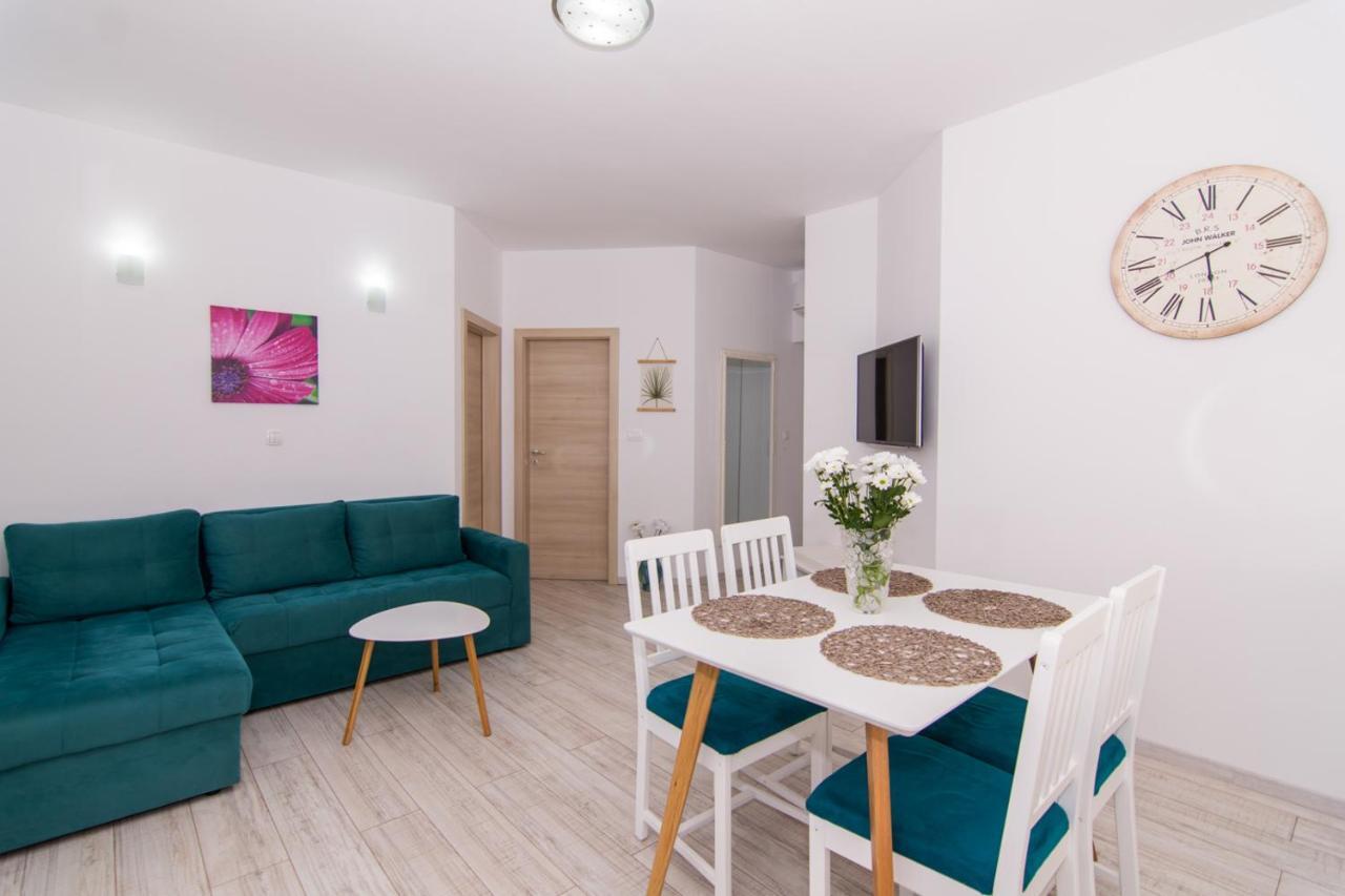 Apartman Sun Solin Apartment ภายนอก รูปภาพ